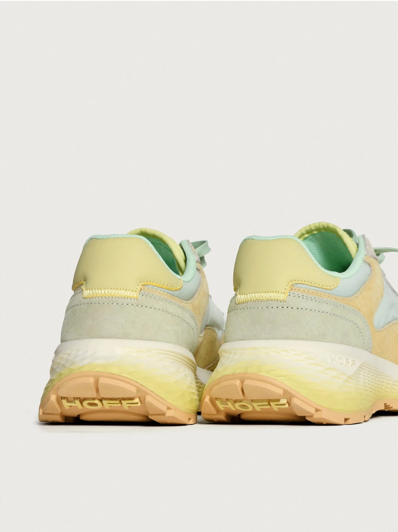 Womens Reading II City Trainer