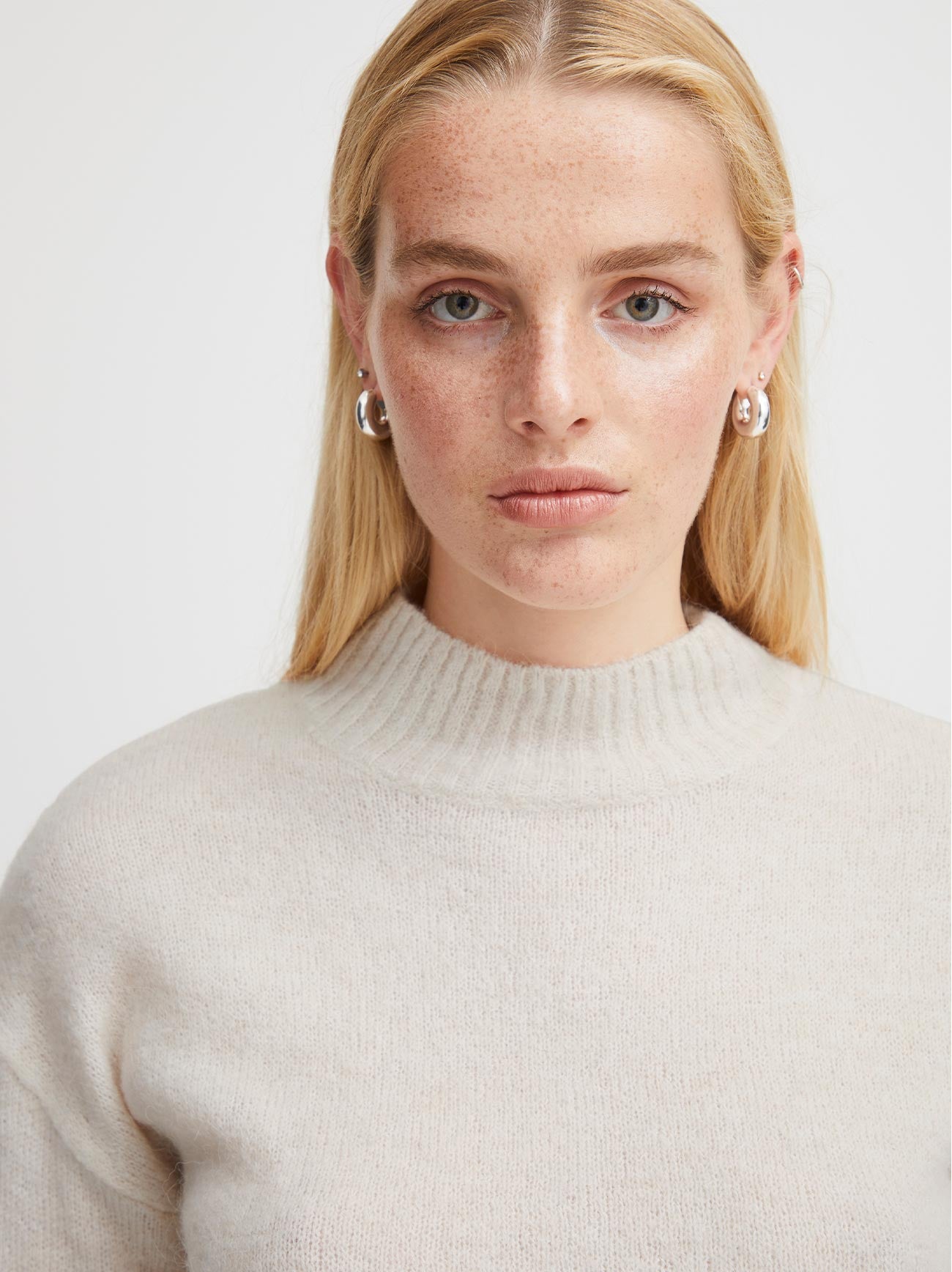 Womens Cloud Dancer Ihkamara Jumper