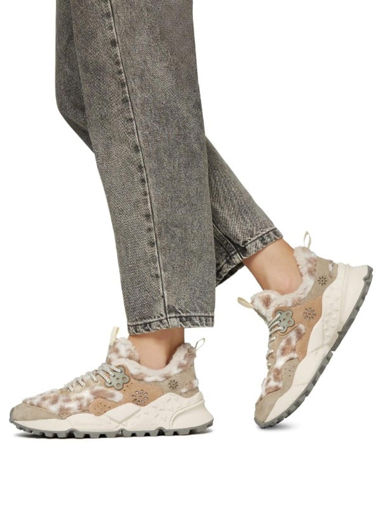 Womens Off-White Beige Kotetsu Trainer
