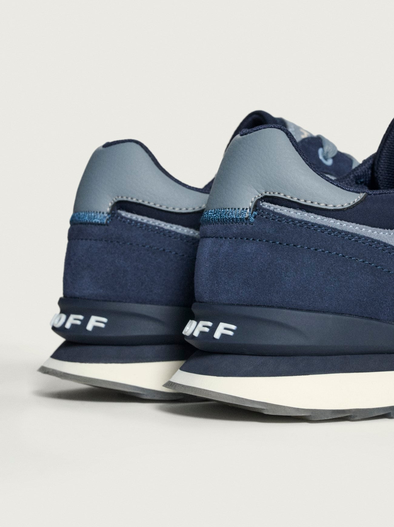 Mens Stuttgart City Trainer