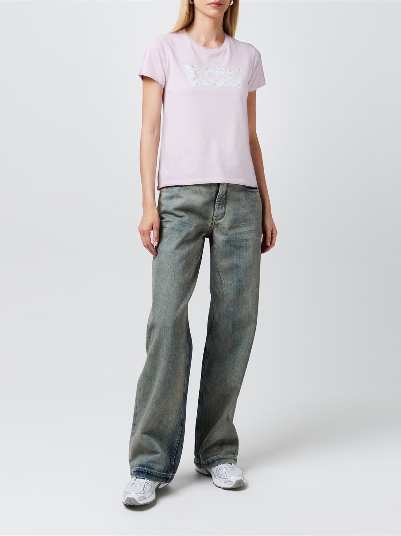 Womens Janeesah Floral Bw Fill Light Lilac The Perfect T-Shirt