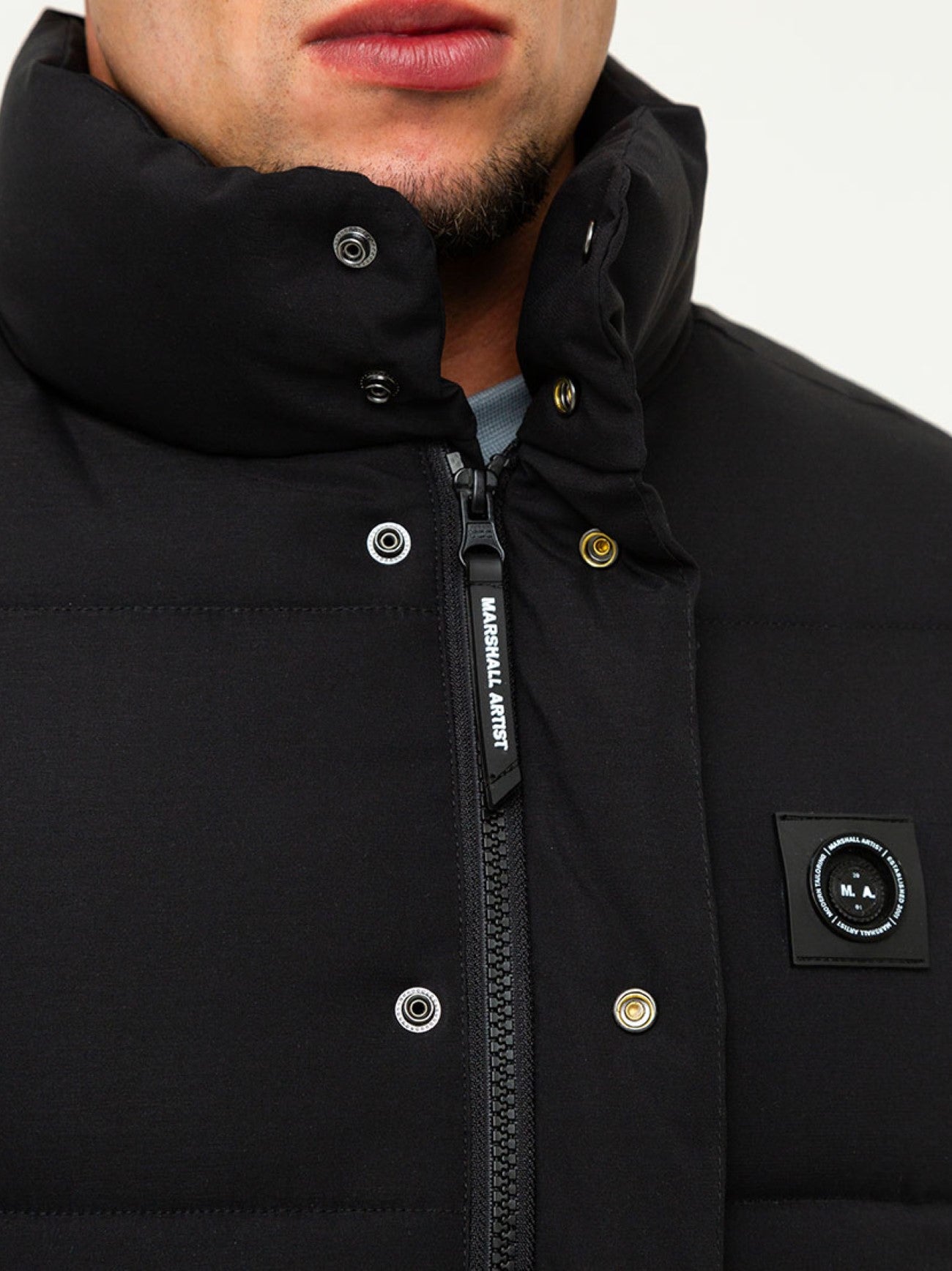 Mens Black Pinnacle Gilet