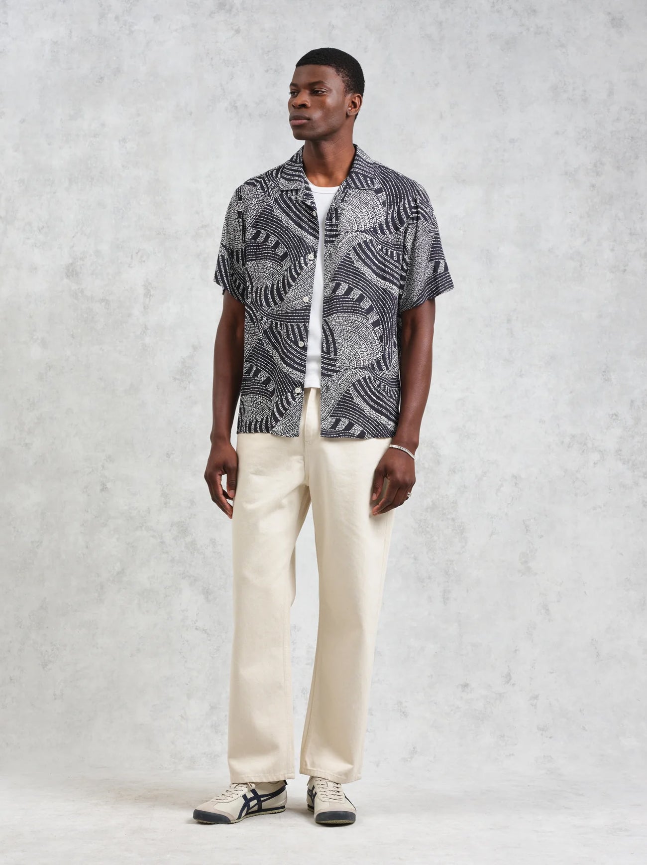 Mens Navy Ecru Didcot Dotted Swirl Shirt