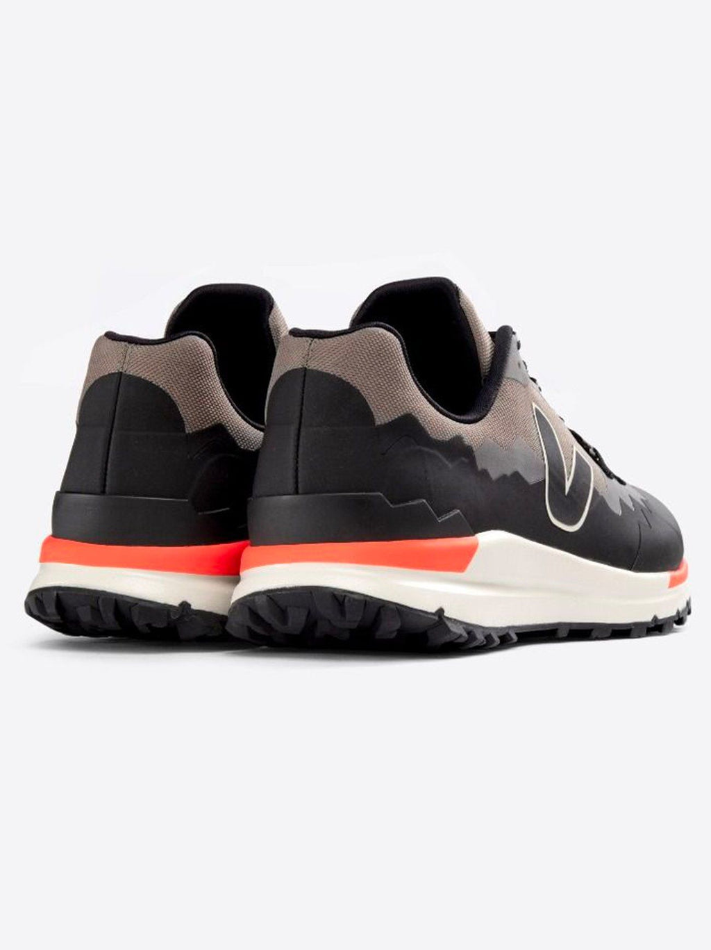 Mens Basalt Black Fitz Roy Trainer