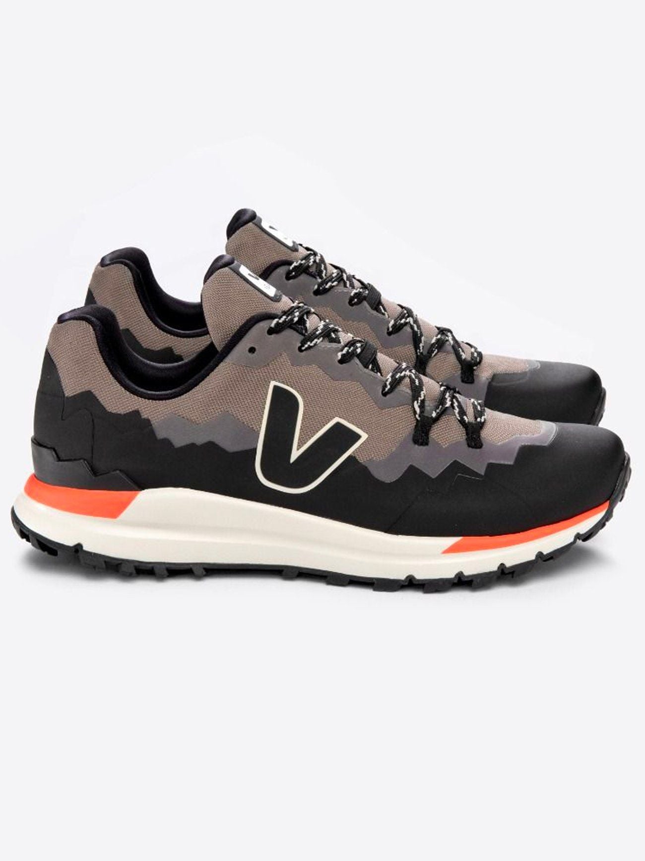 Mens Basalt Black Fitz Roy Trainer